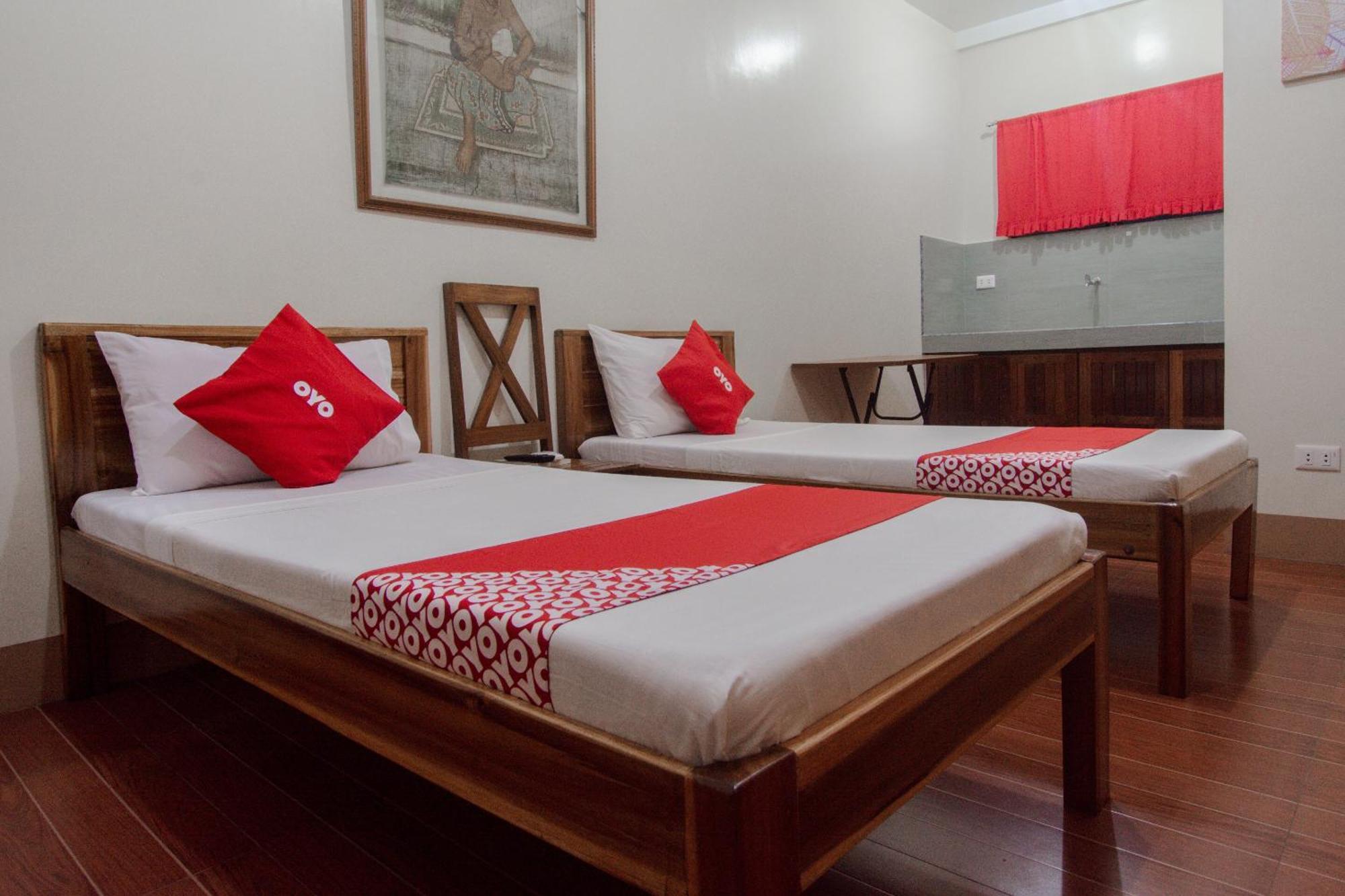 Roccksar Pension Puerto Princesa Buitenkant foto