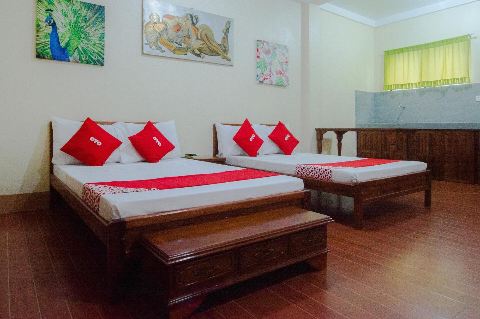Roccksar Pension Puerto Princesa Buitenkant foto