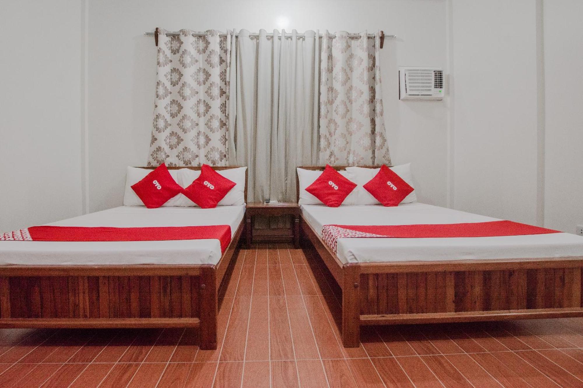 Roccksar Pension Puerto Princesa Buitenkant foto